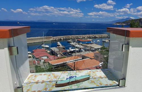 Panoramic Sea-View Apartments with Terrace, Marina della Lobra - Foto 19
