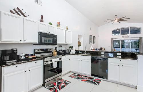 Casita mi Encanto a Cozy & Spacious House, 4-bedroom 3-Bath & pool - Foto 31