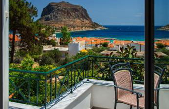 Topophilia Villa - Photo 1