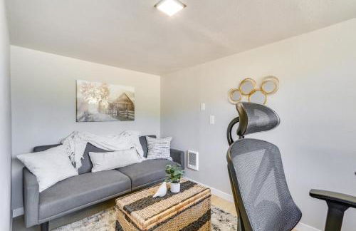 Chehalis Getaway with Golf Course View and Fire Pit! - Photo 23