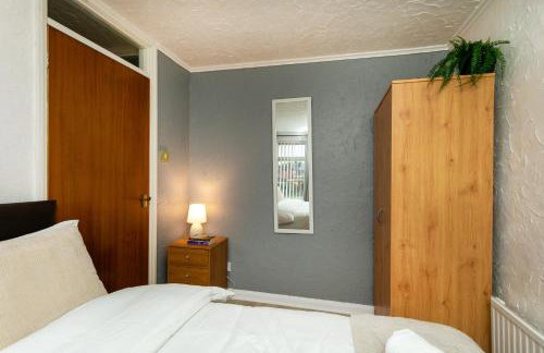 Woodhouse Stays for Contractor and Family Stay, Free Parking, Fast WiFi - Foto 22