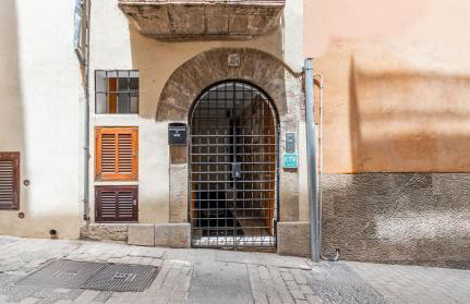 Designer Gem with terrace in prime location - Foto 17