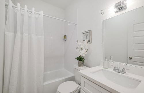 Paschall Heights Home Sleeps 6 King Suite - Foto 11