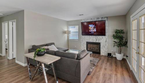 24hr Host - New Renovated House in Henderson U016 - Foto 3