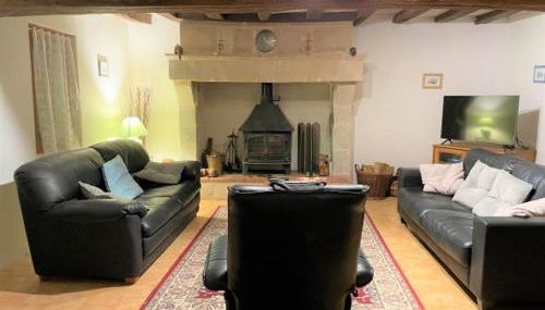 La Maison Tournesol - 3 bedroom house with large garden near Saumur - Photo 3