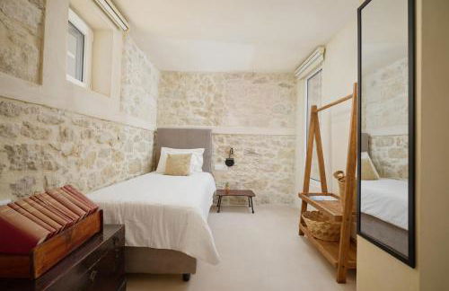 Chic Greek Cave Maisonette with hot tub - Foto 13