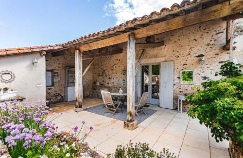 Logis La Tour - Gîte Orangerie - Foto 25