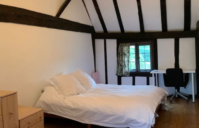 Delightful 4BD Home Full of Flair Edenbridge Kent - Foto 2