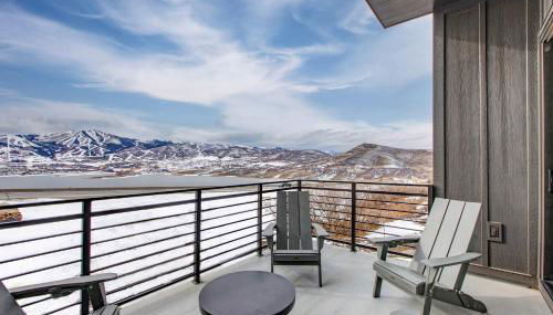 Luxury Lakeview Retreat A Jordanelle Gem in Hideout, Utah - Photo 5