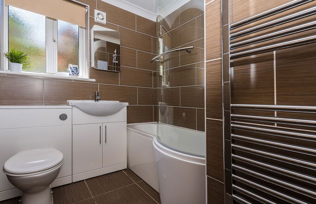 3 Bedroom Bungalow Moelfre- Private Garden,parking - Photo 16