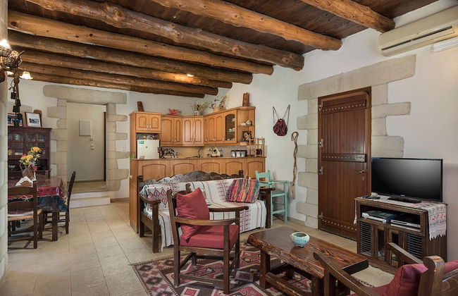 Villa Aloni-traditional Stone Villa With Nice View,pool and Garden - Foto 8