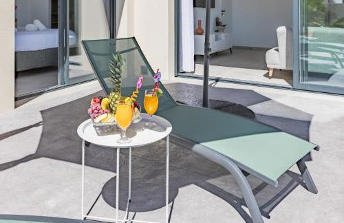 Villa Miray - Beach & Pool - Photo 32