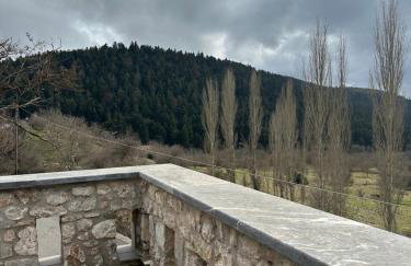 Wood & Stone Guesthouse - Photo 43