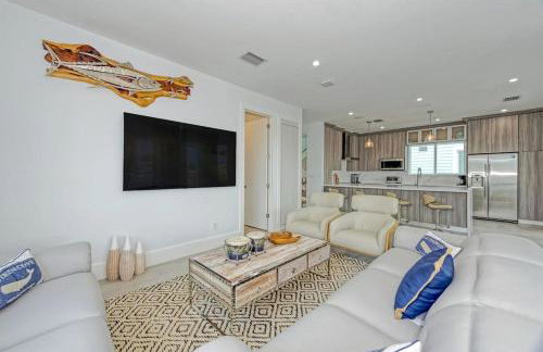 Casa Playa- Luxury Pool Home, 36' Dock - Foto 10