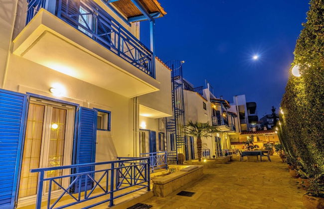 Bbq, Balcony, 42mbps, King, Backyard, Full Kitchen-1 - Photo 15