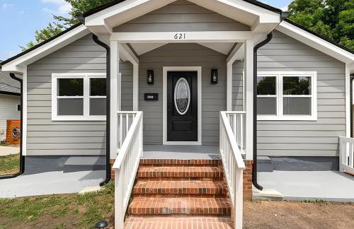 Boho 5BR Modern Villa w Hot Tub, Grill, Patio and Backyard - Foto 49