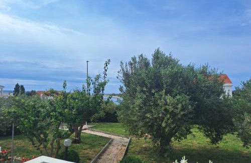 Apartments Donadic I, Caska - Photo 13