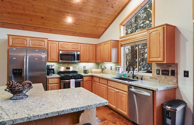 Quaking Cabin Gas BBQ & Amenities Access! - Photo 8