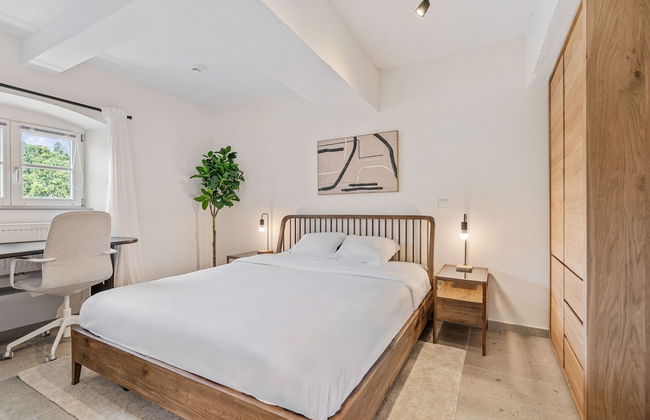 Clausen Charm Contemporary Retreat ID210 - Photo 5