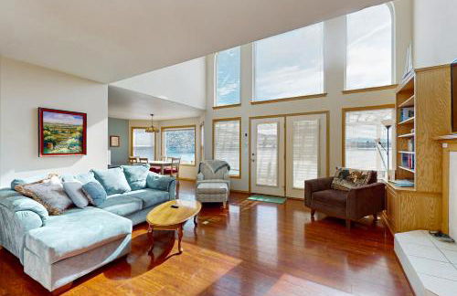 Lakefront Retreat - Foto 6