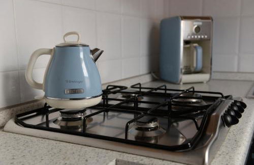 La Verbena a fianco del Vittoriale, vista piscina, 10 minuti a piedi dal lungo lago - Foto 27