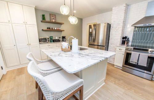 Renovated Downtown Annapolis w 3-Car Parking - Foto 27