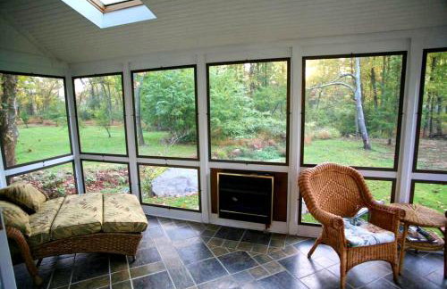 Charming Cottage Getaway with an Indoor Fireplace in Chester Springs, Pennsylvania - Foto 5