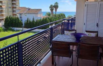 Precioso Duplex a orilla del mar y con piscina - Foto 1