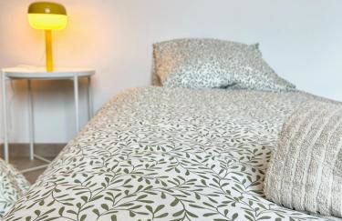 LEscale des Artistes - Métro - Tramway - Aéroport - Photo 11