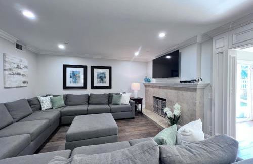 Sensational 6 Bedroom 4 Bathroom Pool Home (3 Master Bedrooms W/bathrooms) - Foto 48