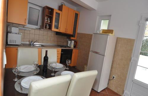 Holiday home Marina- beachfront, sea view and free parking - Photo 42