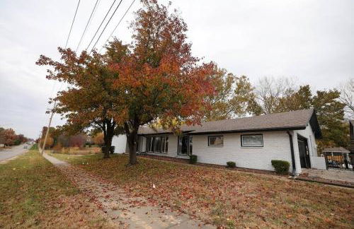 Luxury 5 bedroom home with Pool. - Foto 44