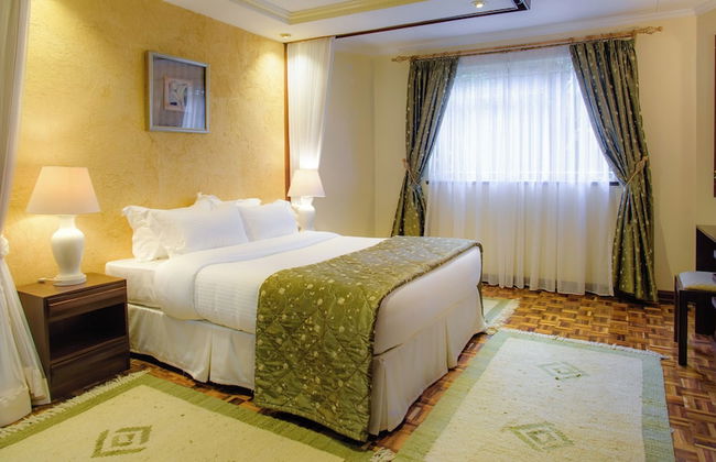 Mimosa Court Apartments - Photo 12