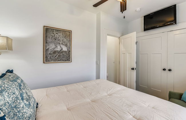 Sandy Feet Retreat by Book That Condo - Photo 2