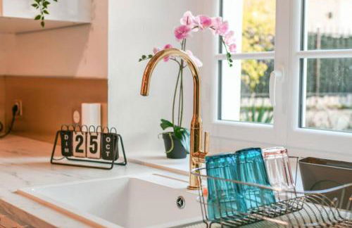 INSTANT FLEURY: maison de caractère, jardin secret - Foto 17