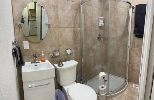 This little house close to hospital,downtown & CFD - Foto 18