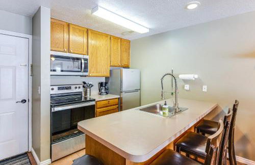 Garden City Condo with Pool Access by Bear Lake! - Foto 4