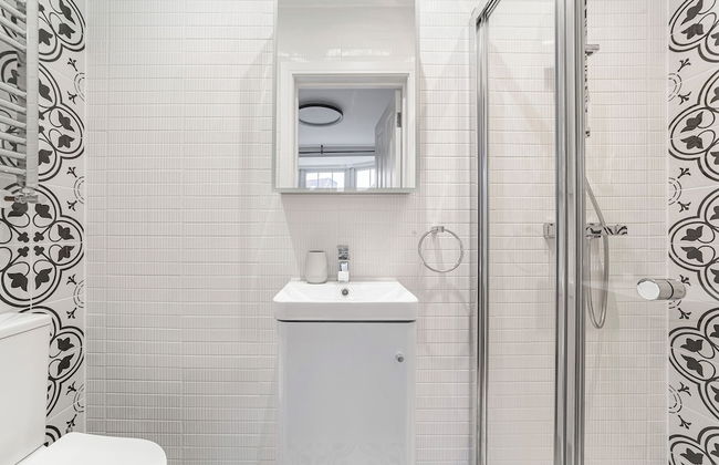 Spacious Room In Morden - Foto 49