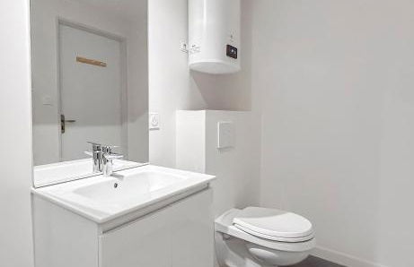 Pépites rares en bord d'Allier, découvrez trois T1 rénovés, proches Vichy et Saint-Yorre, transports, thermes et toutes commodités - Foto 48