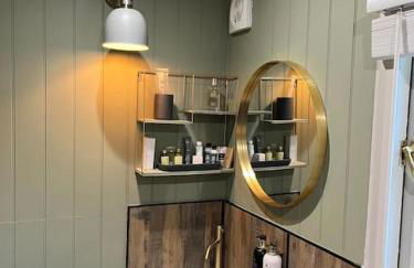 Mountbatten Shepherds hut & Buckhurst Shepherds hut - Foto 43