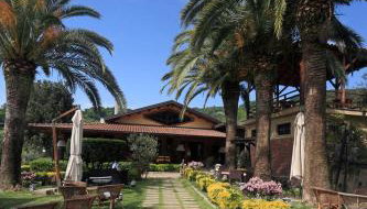 Il Borgo sul Lago - Photo 1, Garden view