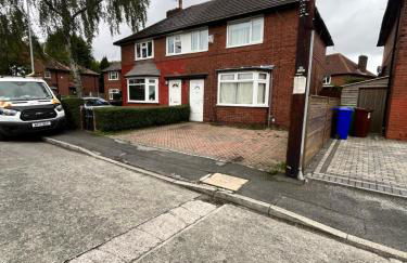 The Didsbury Retreat - Photo 3