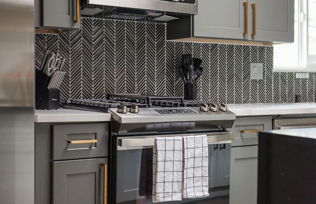 Peaceful 4br With Fire Pit and Huge Yard - Foto 37