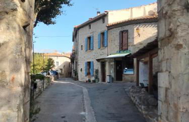 Maison de caractère face à l abbaye de lagrasse - Foto 10
