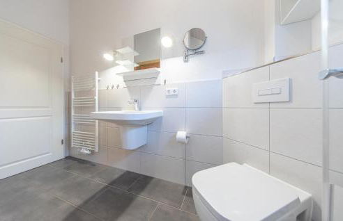 Awesome Home In Krems Iiwarderbrück - Foto 7