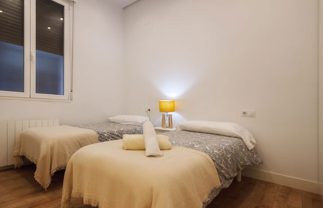 Glamour Guggenheim pinchos by URBANHOSTS - Foto 5