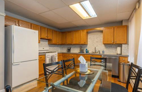 Central 3 Bed 1 Bath in Historic Building - Foto 4