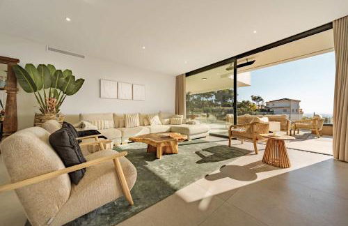 Casa Sol Luxury Rooftop Penthouse Gym Spa Pools - Photo 1