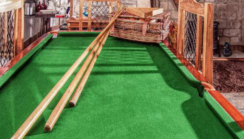 Foxtales - Photo 2, Game Room