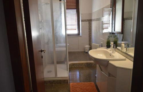 House with large terrace Empoli - Foto 3